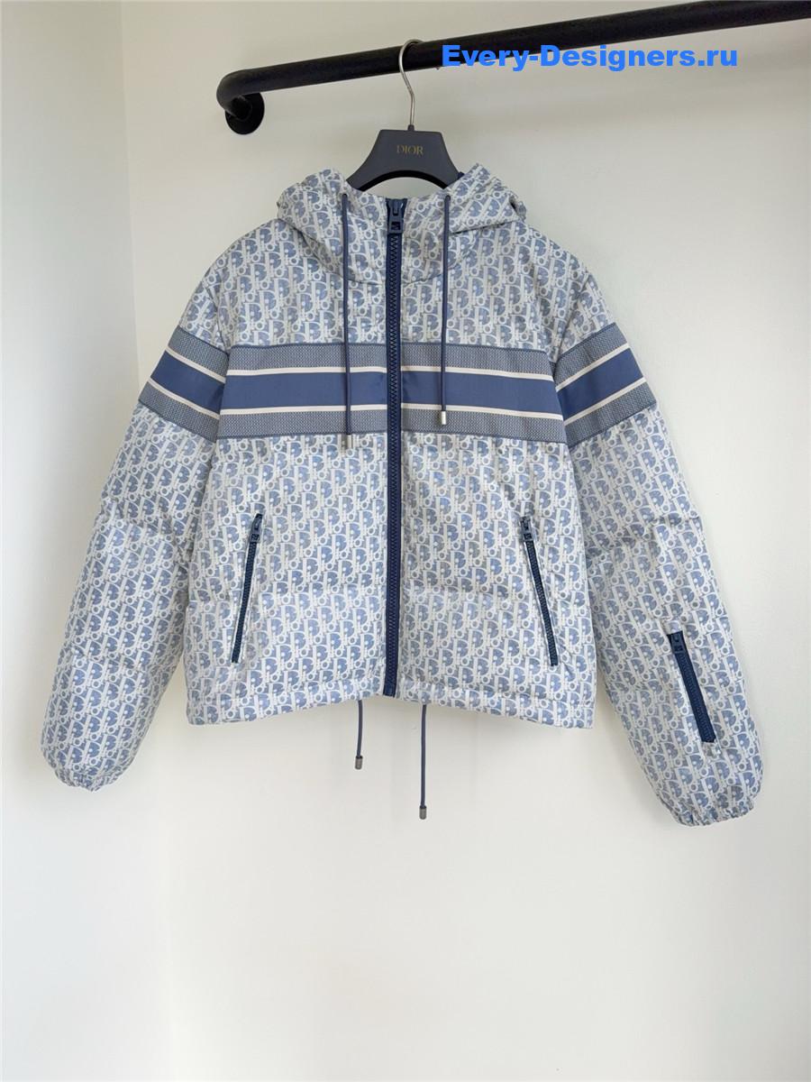 D10ralps cropped puffer hood jacket