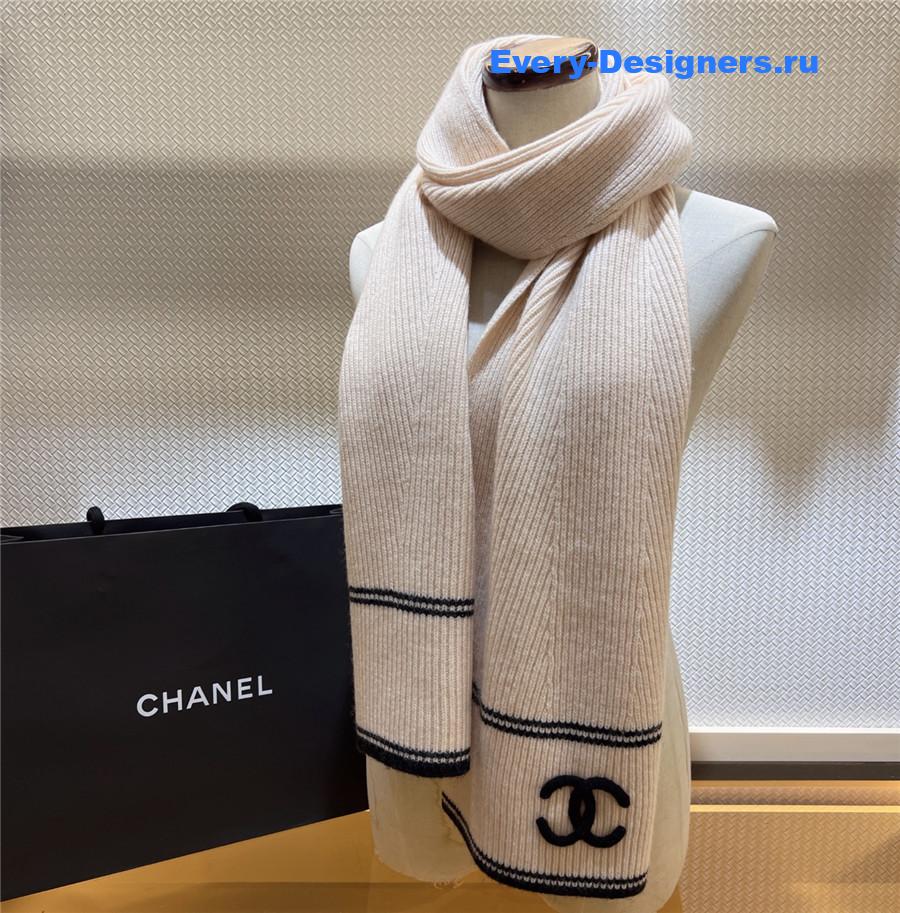 Ch**el beige logo cashmere scarf