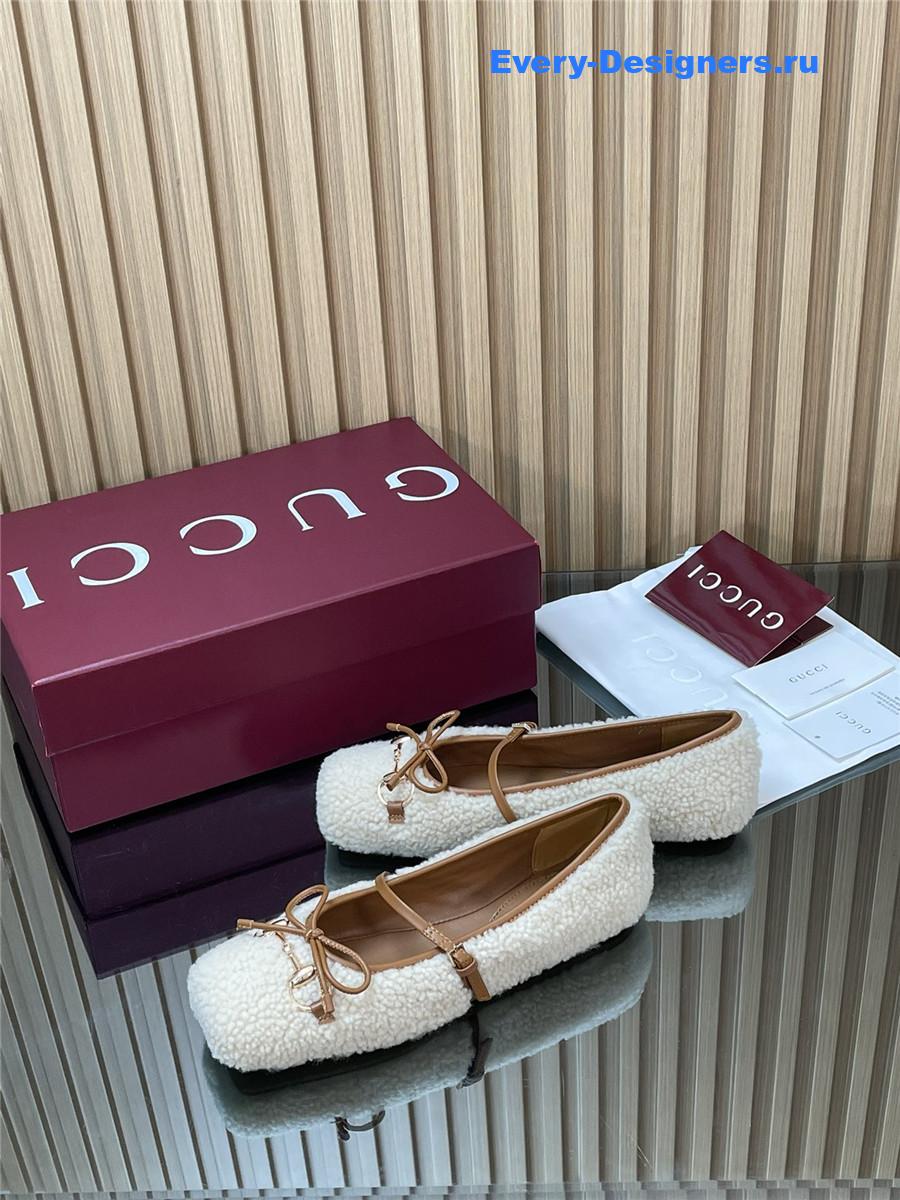 Gvc*1 horsebit leather-trimmed shearling flats