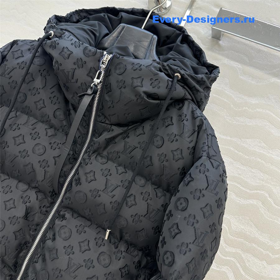 l0vis Vvtt0n monogram ski jacket