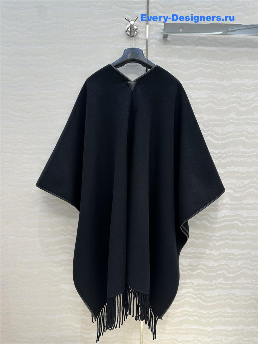 H**me5 black kelly cashmere cape