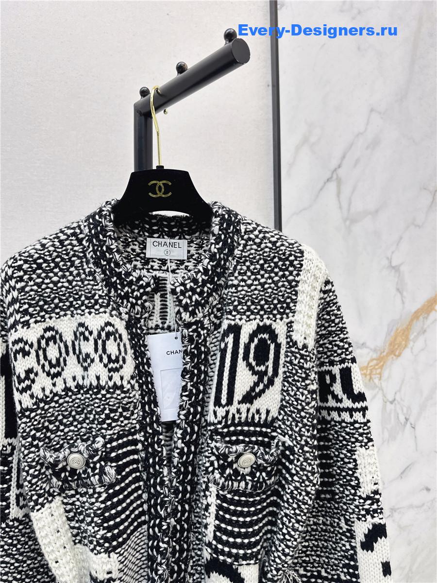Ch**el coco black white knit cardigan