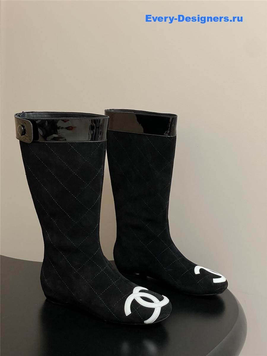 Ch**el black quilted suede boots