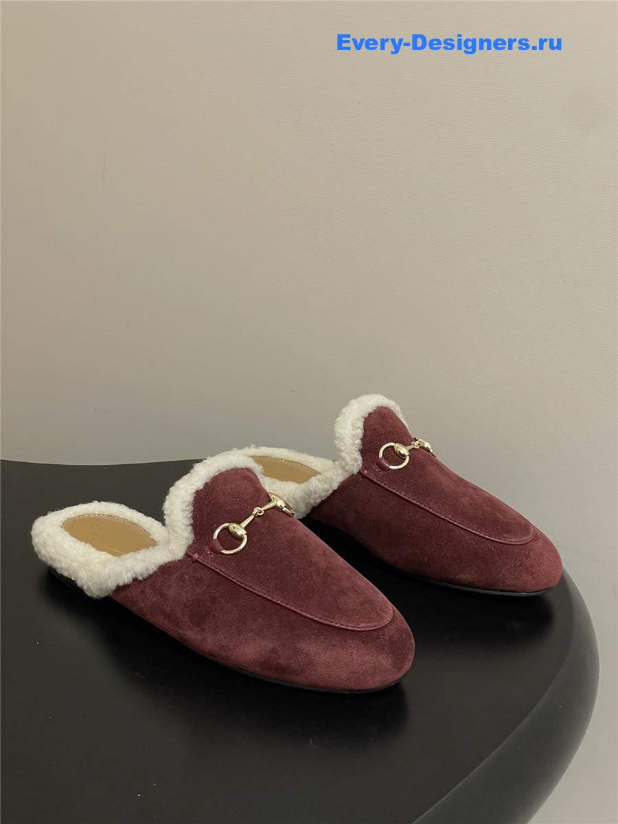 Gvc*1 wool burgundy suede horsebit slippers
