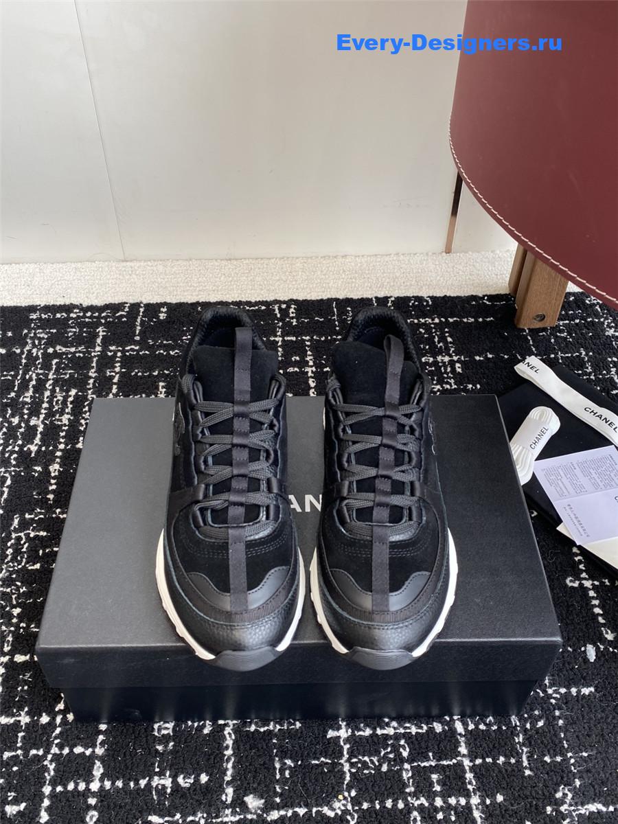 Ch**el cc logo black lambskin low top sneaker