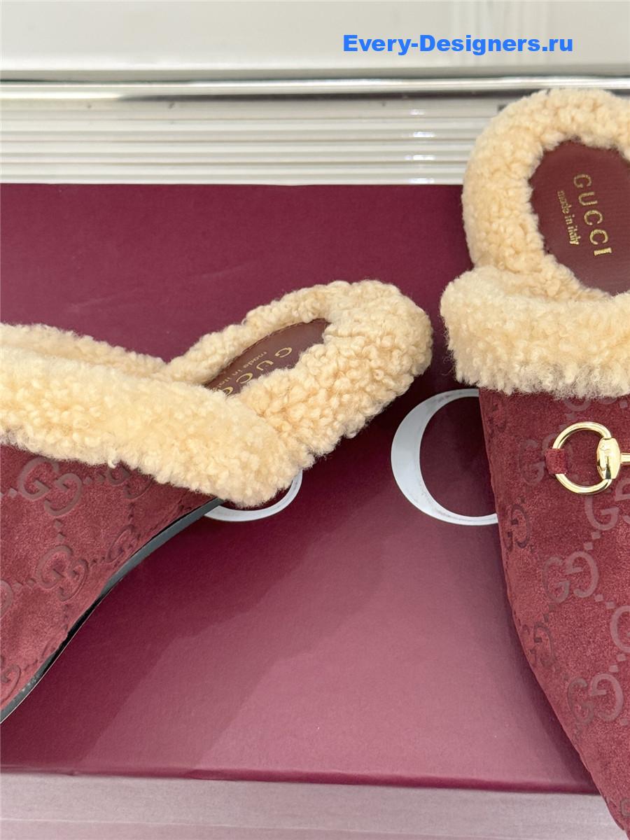 Gvc*1 horsebit gg burgundy suede shearling mules