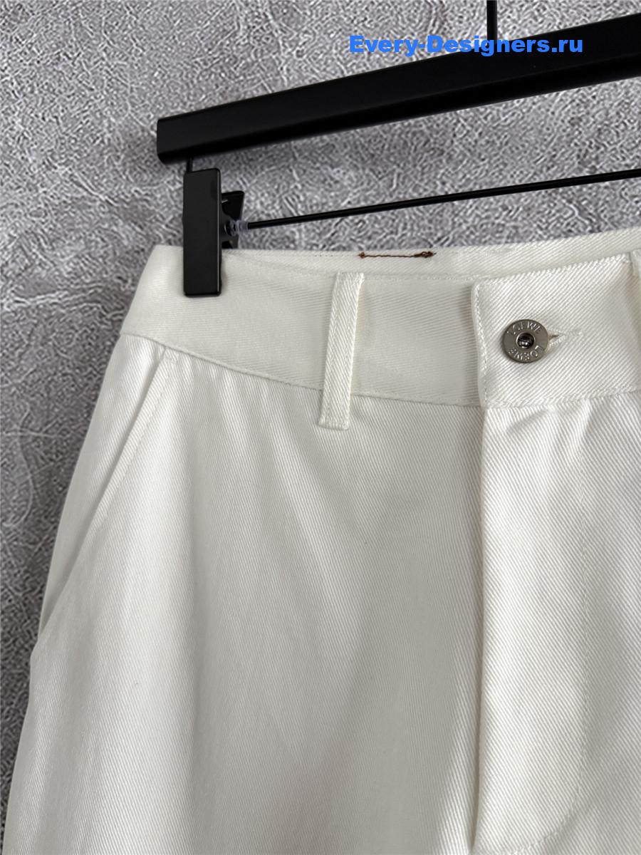 L0ew* anagram embroidered white jeans