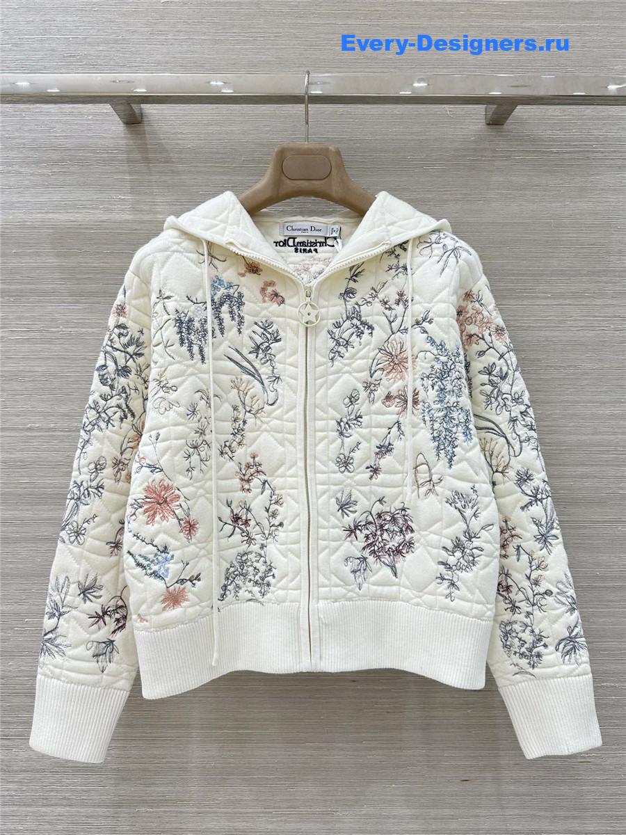 D10r white floral embroidered quilted hooded jacket