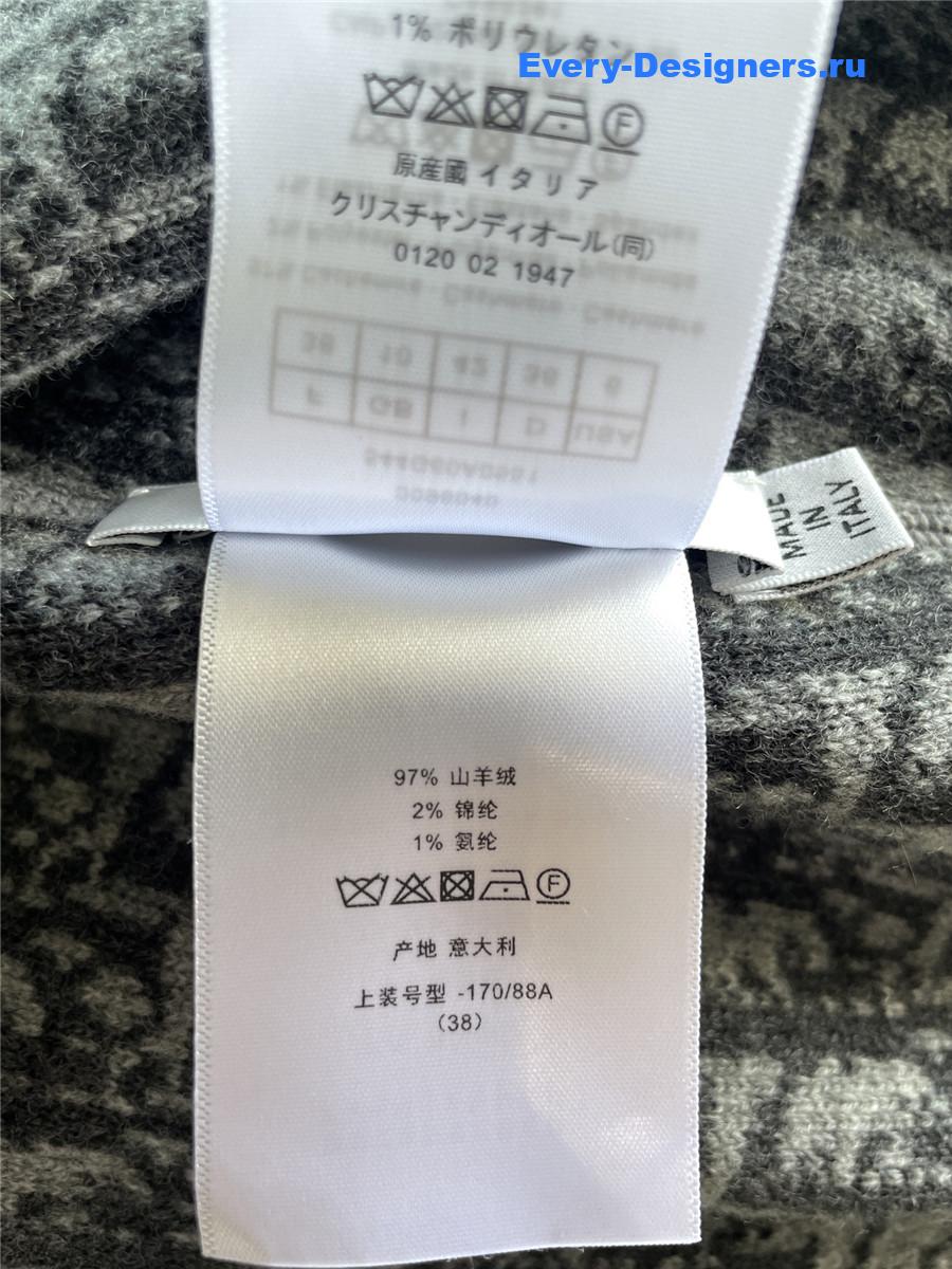 D10r reversible gray cashmere-blend knit cardigan